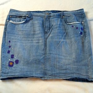 Disney Tangled Lantern Mini Skirt size 26